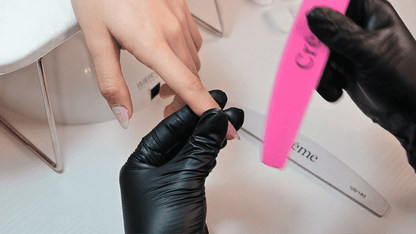 KIT EMPRENDE | Kit Pro Uñas Gel + Curso En Línea | 42 Piezas