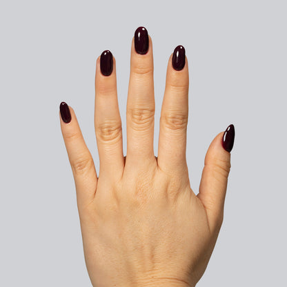 043 Black Cherry Esmalte en Gel